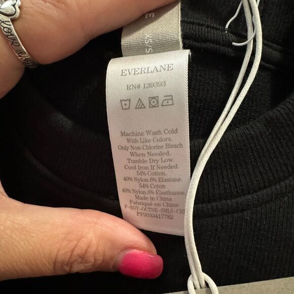 Everlane the seamless cropped tee in black NWT - Picture 5 of 7